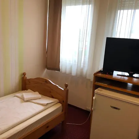 Vaci Panzio Nocleg ze śniadaniem